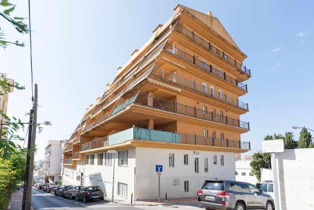 Luna Duplex Junto A Puerto Marina Con Garaje Апартаменты Бенальмадена